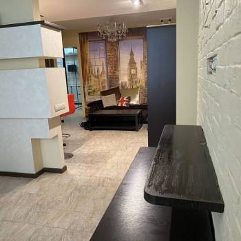 Сдается 1-комнатная квартира, 60 м²