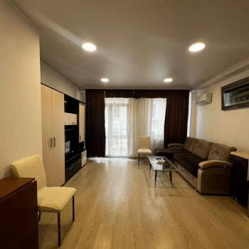 Продается 1-комнатная квартира, 33 м²