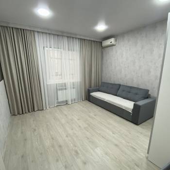 Сдается 1-комнатная квартира, 37 м²