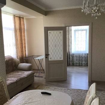 Сдается 2-х комнатная квартира, 74 м²