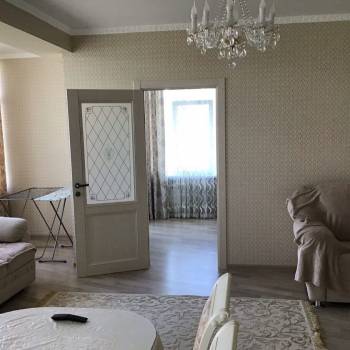 Сдается 2-х комнатная квартира, 74 м²