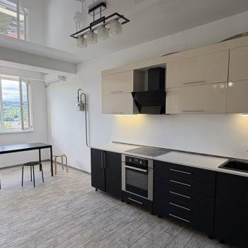 Продается 2-х комнатная квартира, 74 м²