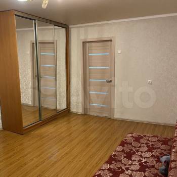 Продается 1-комнатная квартира, 33,9 м²