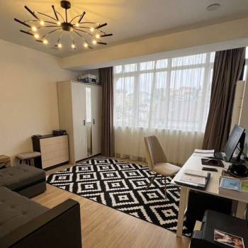 Продается 1-комнатная квартира, 32,5 м²
