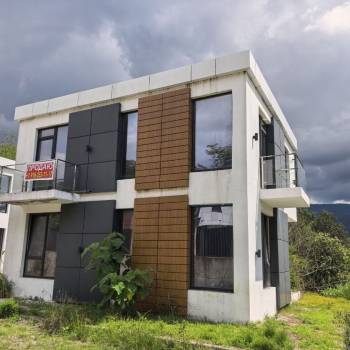 Продается Дом, 200 м²
