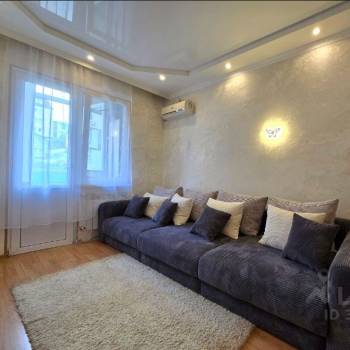 Продается 1-комнатная квартира, 38 м²