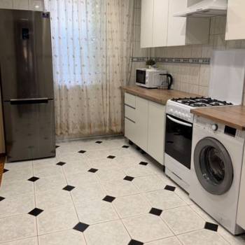 Сдается Многокомнатная квартира, 68 м²