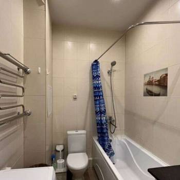 Сдается 1-комнатная квартира, 47 м²