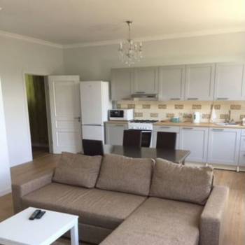 Сдается Дом, 200 м²