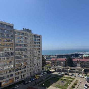Продается 1-комнатная квартира, 56,7 м²