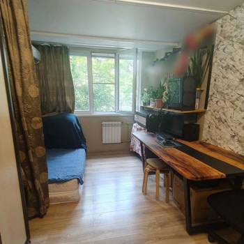 Продается 1-комнатная квартира, 18 м²