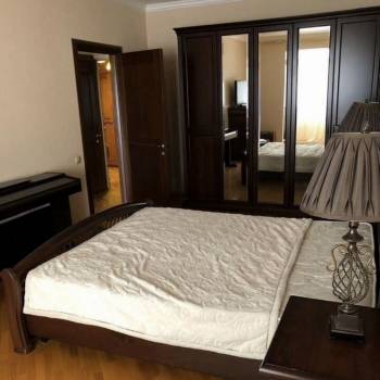 Сдается Многокомнатная квартира, 90 м²