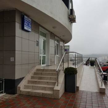 Продается 1-комнатная квартира, 37 м²
