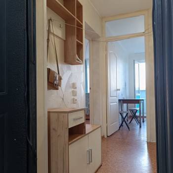 Сдается 1-комнатная квартира, 47 м²