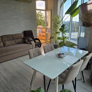 Продается 2-х комнатная квартира, 65 м²