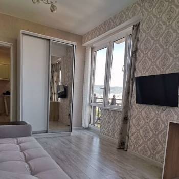 Продается 1-комнатная квартира, 42,2 м²