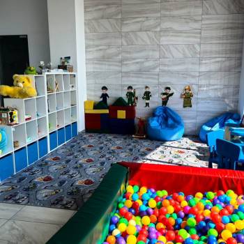 Продается 1-комнатная квартира, 70 м²