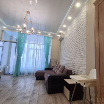 Продается 1-комнатная квартира, 35,6 м²