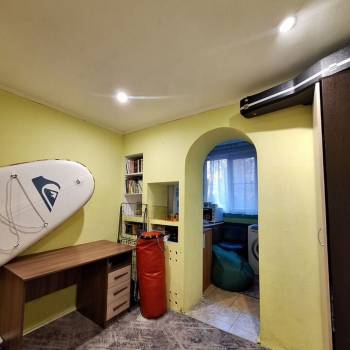 Продается 1-комнатная квартира, 15 м²