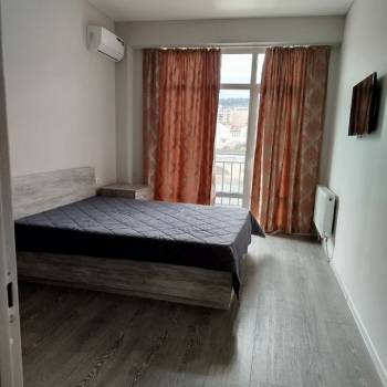 Сдается 1-комнатная квартира, 40 м²