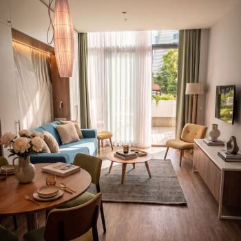 Продается 2-х комнатная квартира, 105 м²