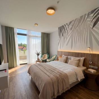 Продается 2-х комнатная квартира, 105 м²