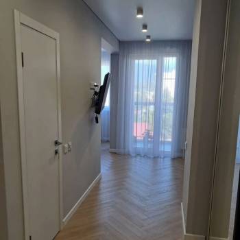 Продается 1-комнатная квартира, 35 м²