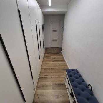 Продается 1-комнатная квартира, 50 м²