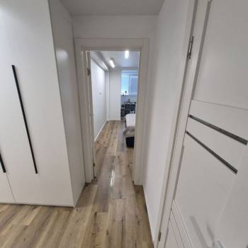 Продается 1-комнатная квартира, 50 м²