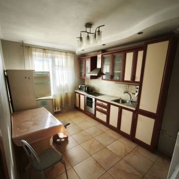Продается Многокомнатная квартира, 84 м²