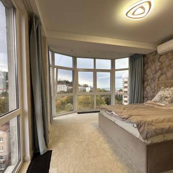 Продается Многокомнатная квартира, 91,9 м²
