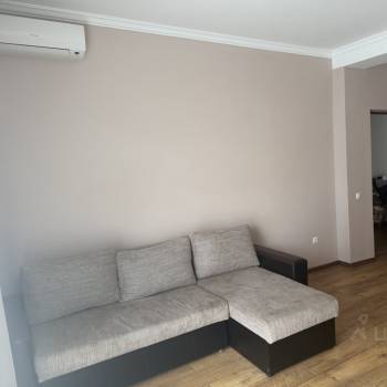 Продается 1-комнатная квартира, 50,3 м²