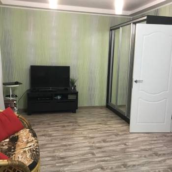 Продается Многокомнатная квартира, 130,6 м²