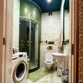 Продается Многокомнатная квартира, 90 м²