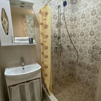 Продается Многокомнатная квартира, 74,7 м²