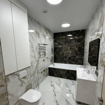 Сдается 2-х комнатная квартира, 130 м²