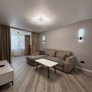 Сдается Многокомнатная квартира, 75 м²