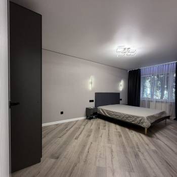 Сдается Многокомнатная квартира, 75 м²