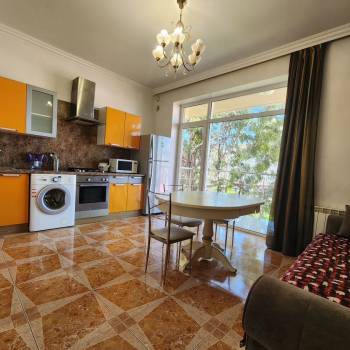 Сдается 1-комнатная квартира, 60 м²
