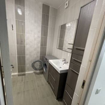 Сдается Многокомнатная квартира, 60 м²