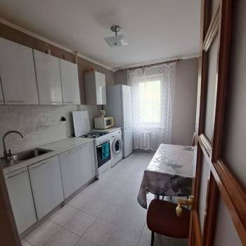 Сдается 2-х комнатная квартира, 62 м²