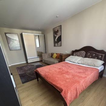 Сдается 1-комнатная квартира, 35 м²