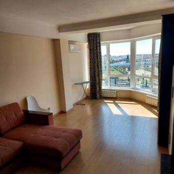 Сдается 2-х комнатная квартира, 72 м²