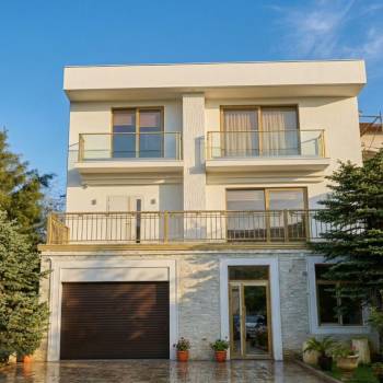 Продается Дом, 289 м²