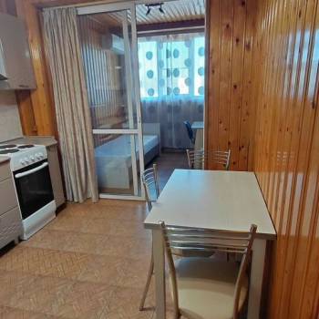 Сдается 1-комнатная квартира, 47 м²