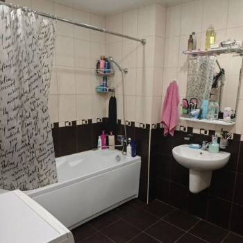 Сдается 2-х комнатная квартира, 66 м²