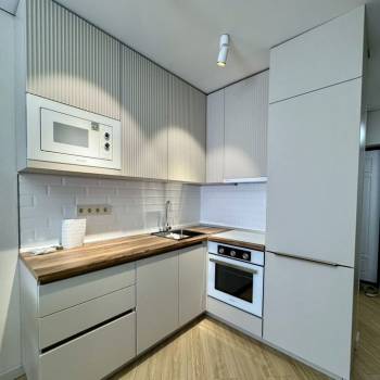 Сдается 1-комнатная квартира, 46 м²