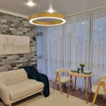 Продается 1-комнатная квартира, 49 м²
