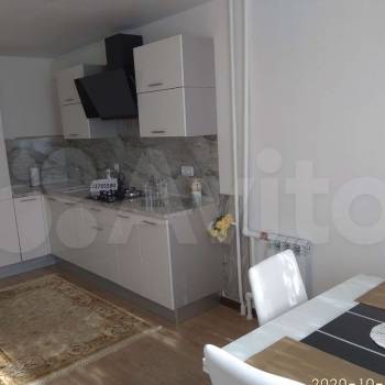 Сдается 2-х комнатная квартира, 60 м²
