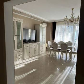 Сдается 2-х комнатная квартира, 90 м²